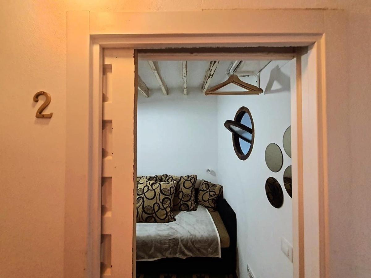 Viejo Hospedaje B&B Almeria Luaran gambar