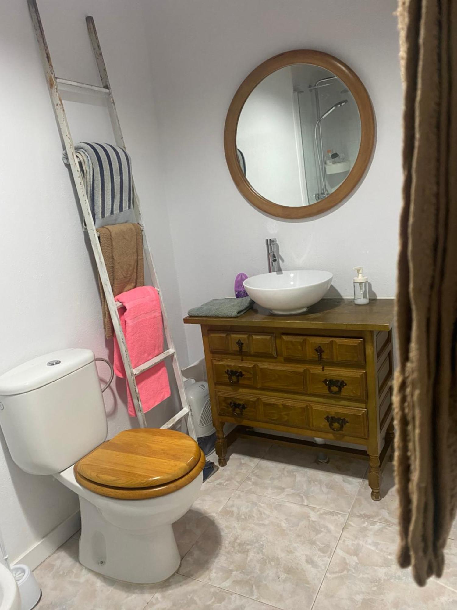 Viejo Hospedaje B&B Almeria Luaran gambar